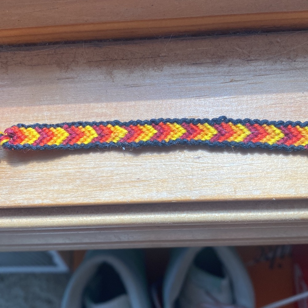 Handmade chevron bracelet - Picture 2 of 2